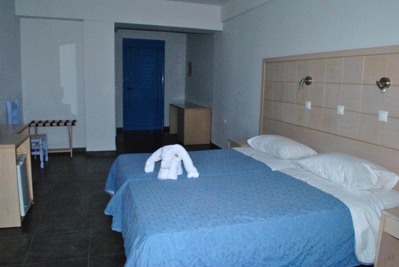 Hotel Aris Tolón Buitenkant foto