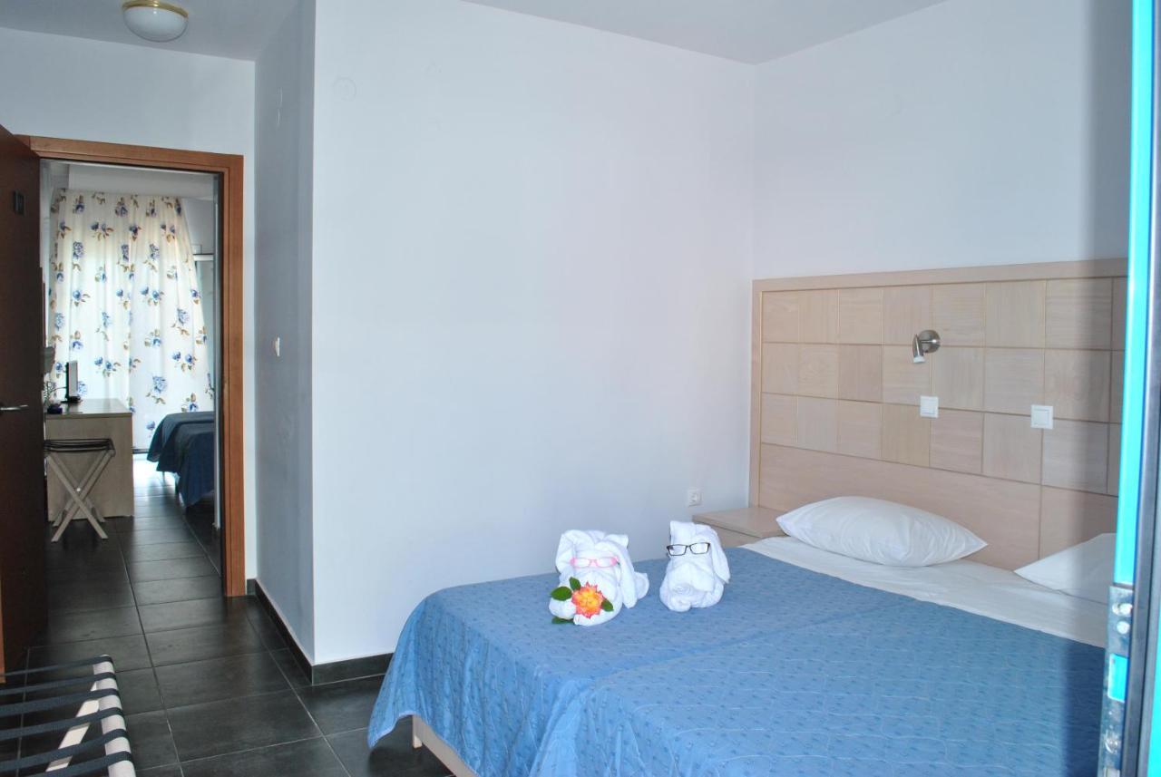 Hotel Aris Tolón Buitenkant foto
